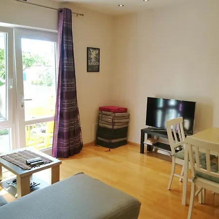 Apartman Naranca- With 2 Bedrooms Apartmán *