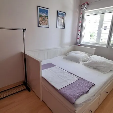 Apartmán Apartman Naranca- With 2 Bedrooms *