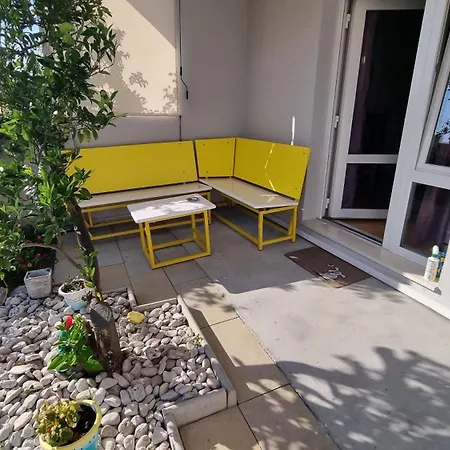Apartman Naranca- With 2 Bedrooms * Makarská