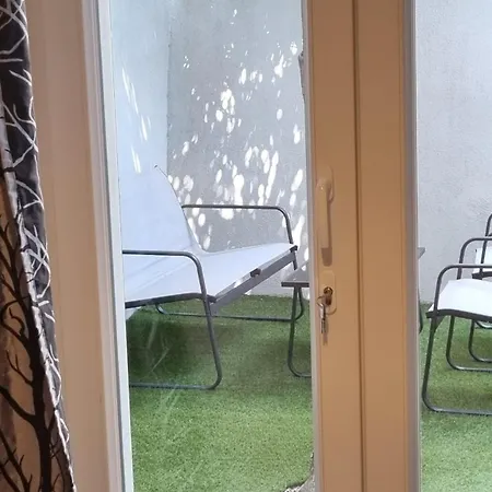 Apartmán Apartman Naranca- With 2 Bedrooms